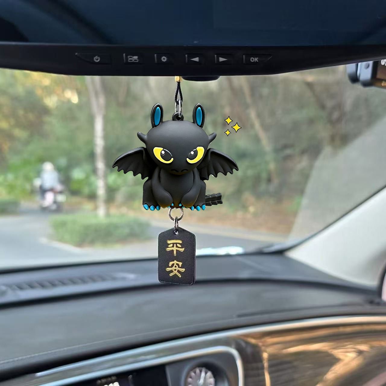 Dişsiz araba süsü, sevimli çiz - Car Accessories Unique incelemesi ve fiyatı
